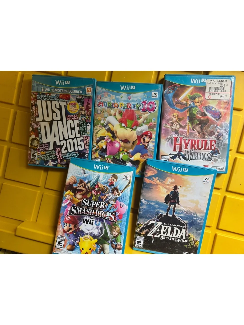 Lot of Wii-U Video Games Mario Zelda Dance Smash Brothers